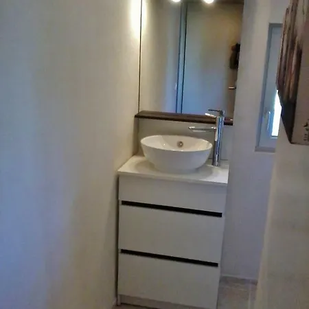 Le Calme De La Campagne A 10 Minutes Des Plages Arvert